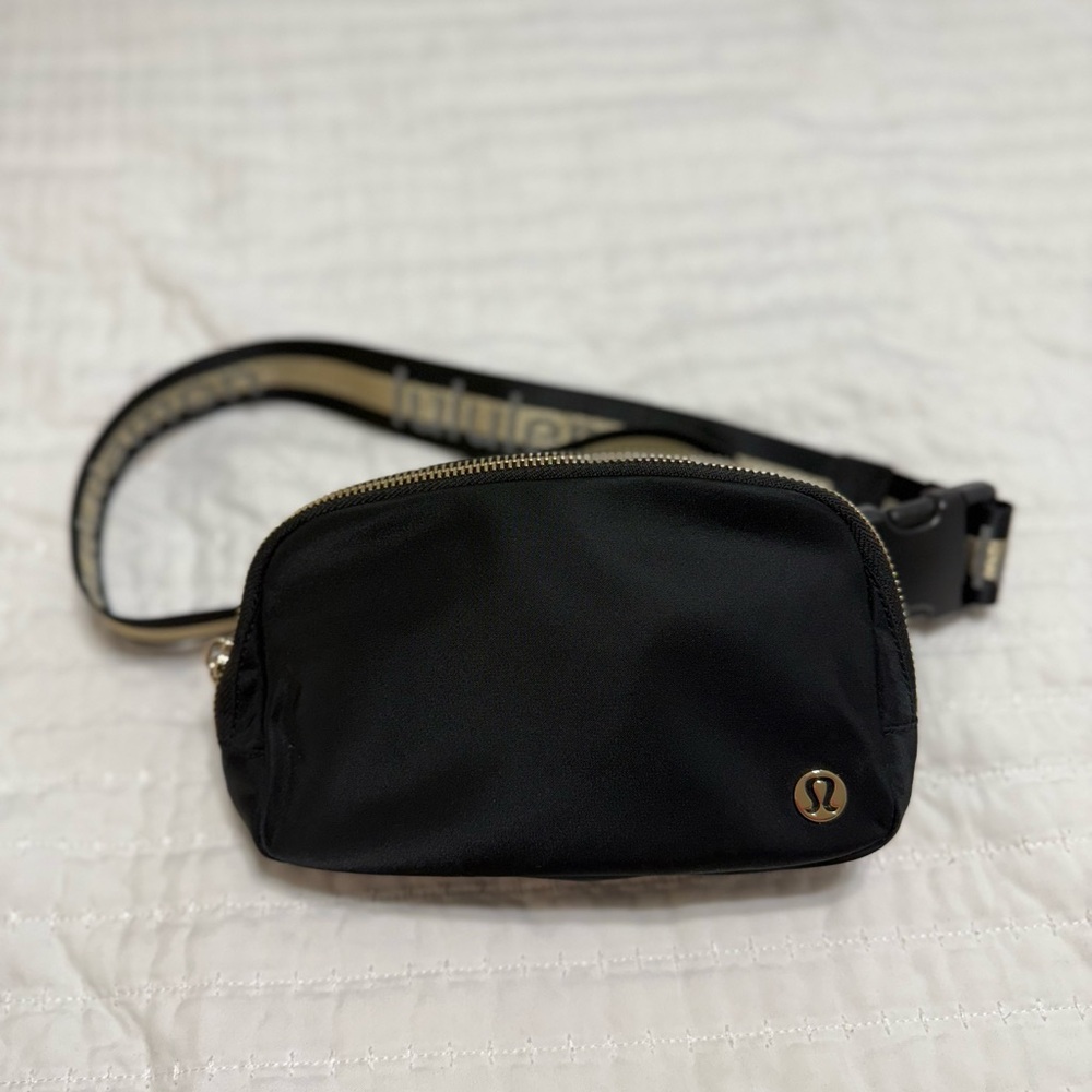 Lululemon Black and Gold Logo Strap